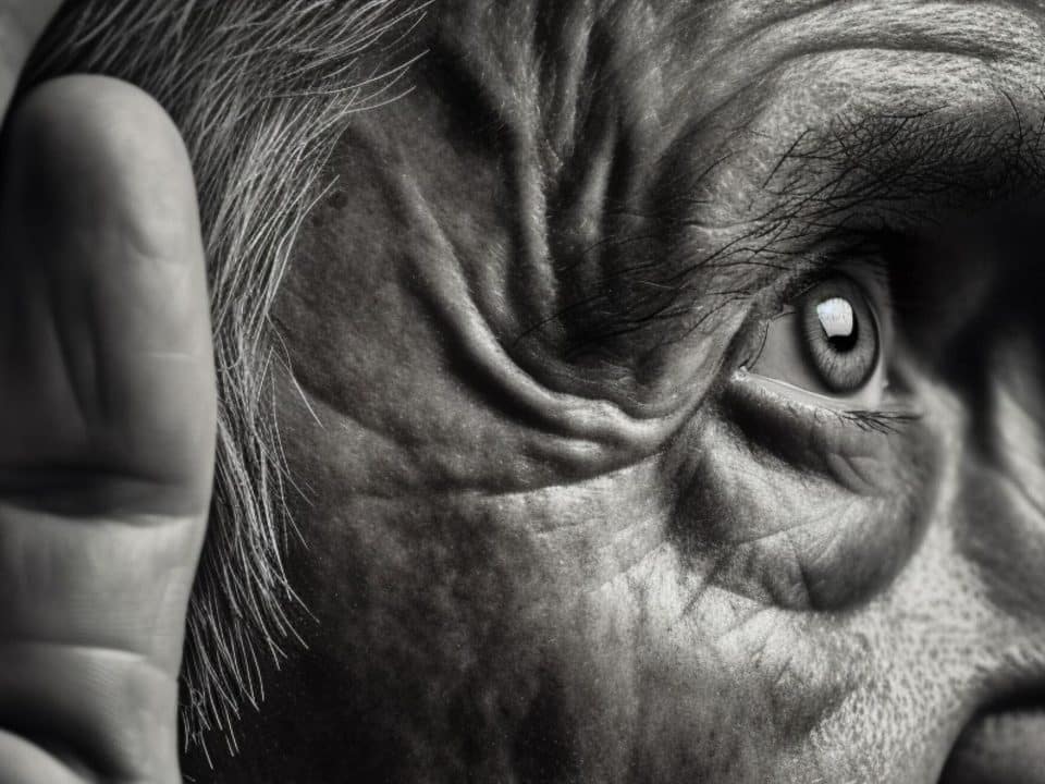 کم‌شنوایی ریسک خاموش