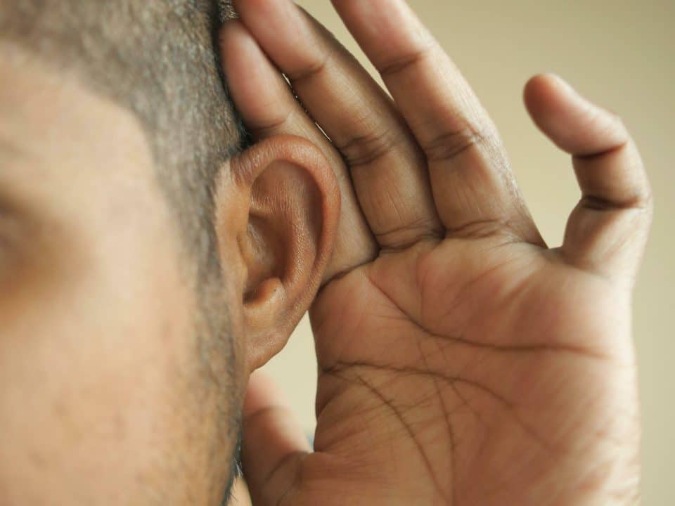 سمعک نامرئی پارس تک واقعاً دیده نمی‌شه؟